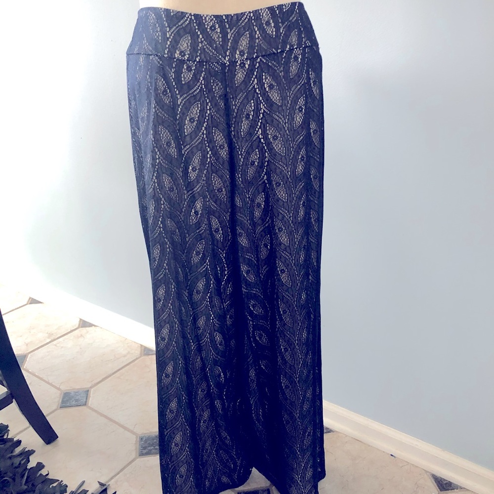 Ladies wide leg dark navy pants size 18/20W